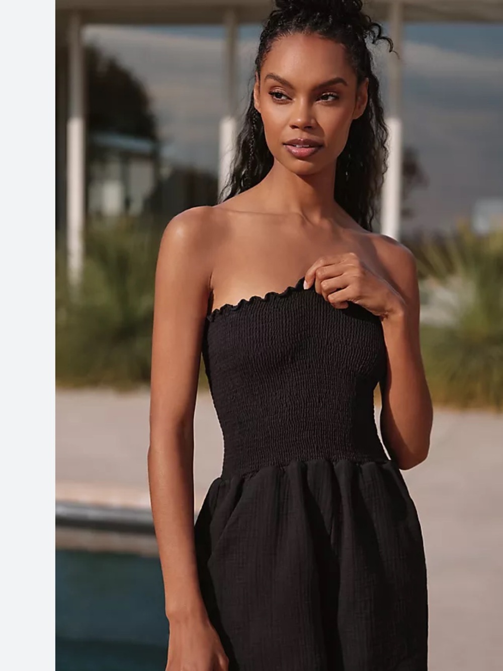 Universal Thread Black Strapless Smocked Dress